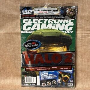 ELECTRONIC GAMING MONTHLY ISSUE 185 HALO 2 - DECEMBER 2004 Magazine